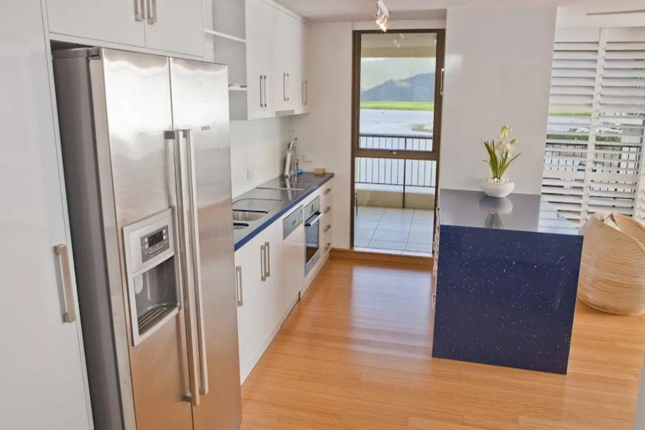 Aparthotel Cairns Aquarius