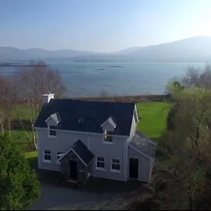rustic-cottage-by-the-sea-near-kenmare.hotel-killarney.com/