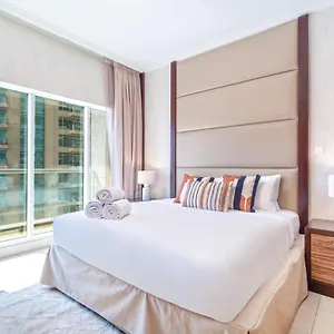 bnbme-burj-al-nujoom-studio-close-to-the-burj-khalifa.sharjah-hotels.com/