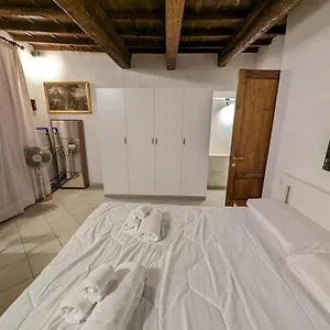 bandinelli-house.it-tuscanyhotel.com/