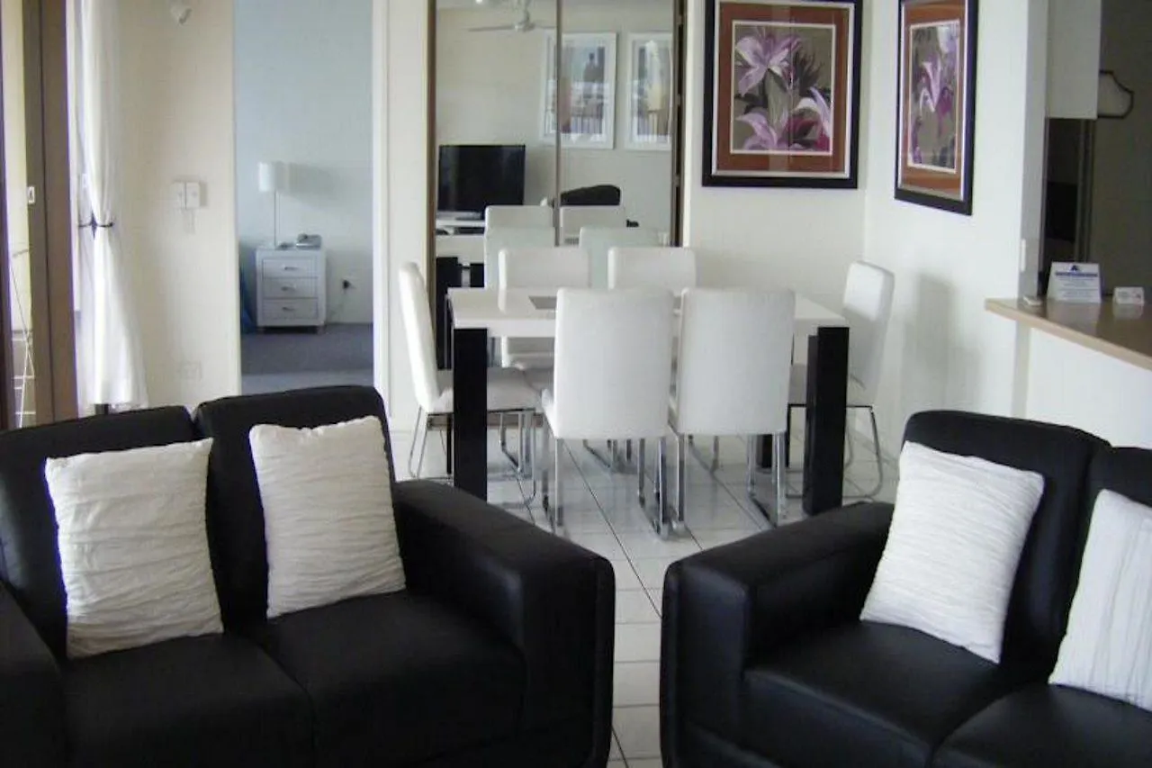 Cairns Aquarius Aparthotel 5*,