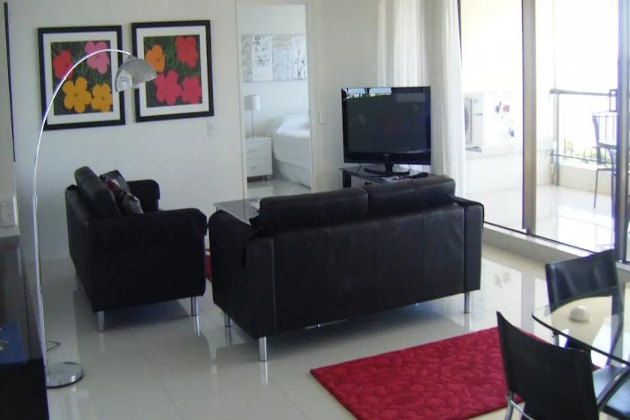 Cairns Aquarius Aparthotel